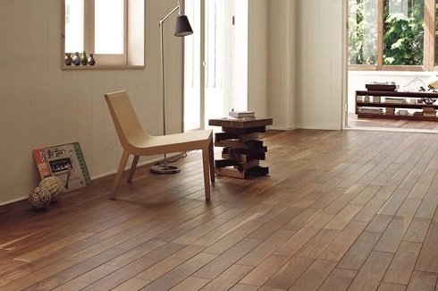 Sàn gỗ tự nhiên có rất nhiều ưu điểm vượt trội so với sàn gỗ công nghiệp