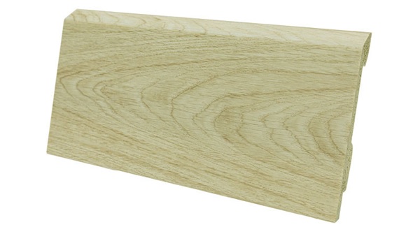 Len chân tường sàn gỗ có kết cấu chắc chắn